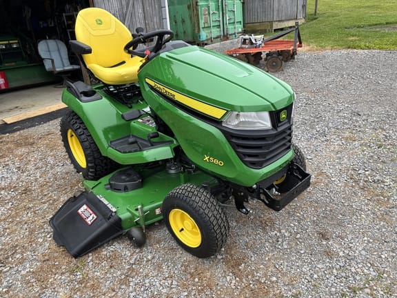 2026 John Deere X580 Equipment Image0