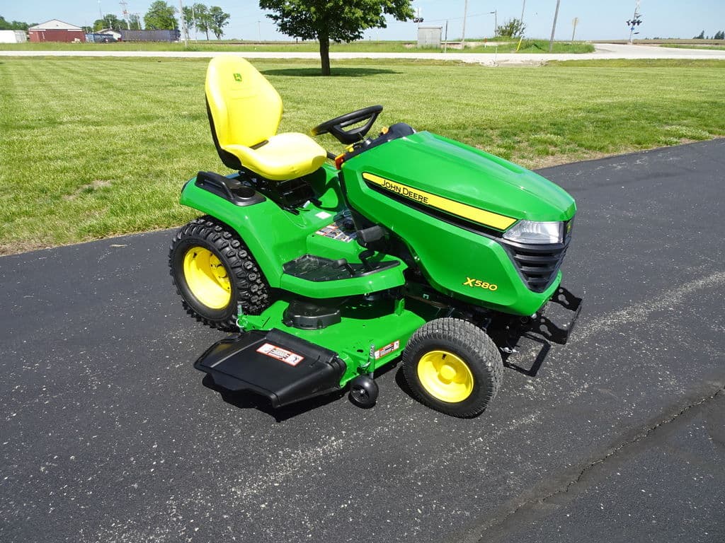 Image of John Deere X580 Image 0