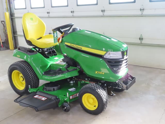 Image of John Deere X584 equipment image 1