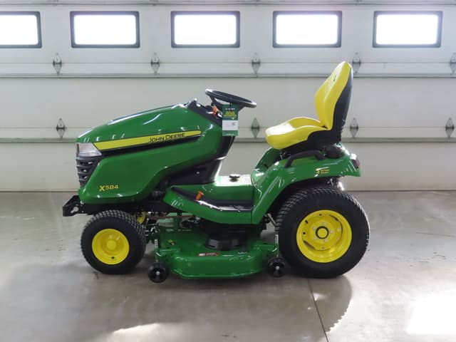 Image of John Deere X584 equipment image 3