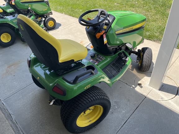 Image of John Deere X584 equipment image 4
