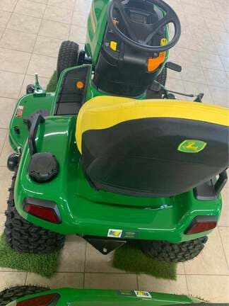 Image of John Deere X590 equipment image 3