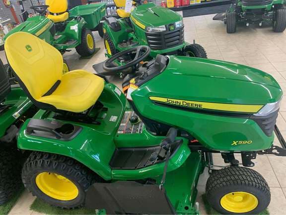 Image of John Deere X590 equipment image 2