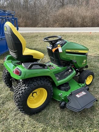 Image of John Deere X590 equipment image 1