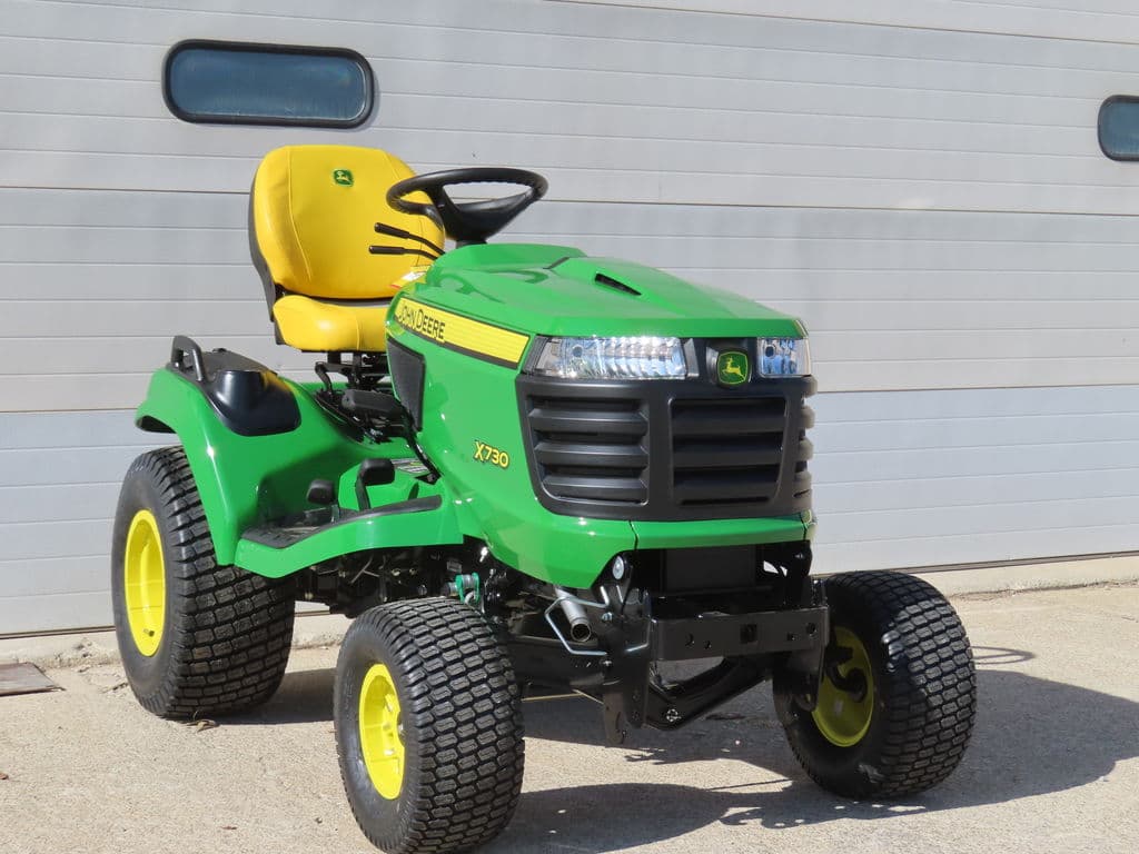 Image of John Deere X730 Primary image