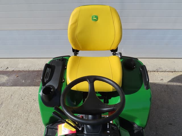 Image of John Deere X730 equipment image 2