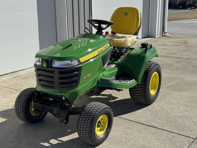 Image of John Deere X730 equipment image 1