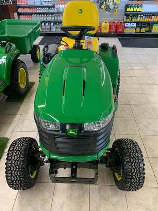 2026 John Deere X738 Equipment Image0