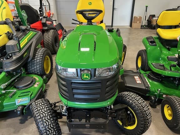 Image of John Deere X739 equipment image 2