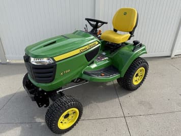Main image John Deere X739