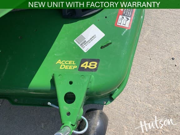 Image of John Deere X739 equipment image 3