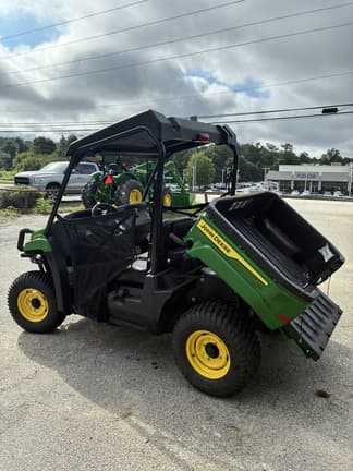 Image of John Deere XUV 560E equipment image 3
