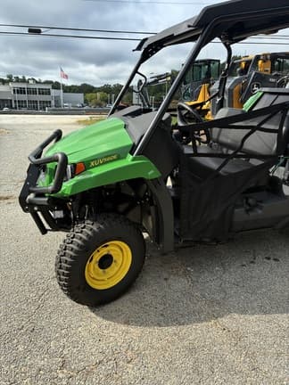 Image of John Deere XUV 560E equipment image 4