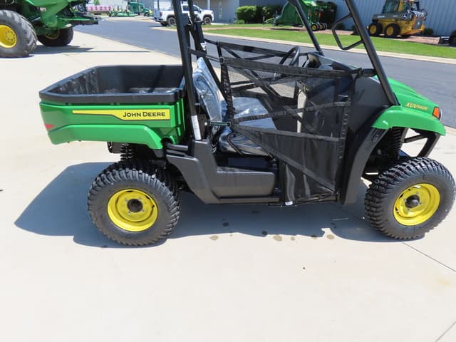 Image of John Deere XUV 560E equipment image 4