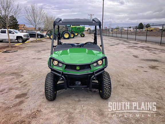 Image of John Deere XUV 560E equipment image 2