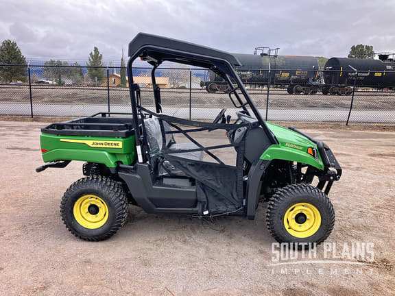 Image of John Deere XUV 560E equipment image 1