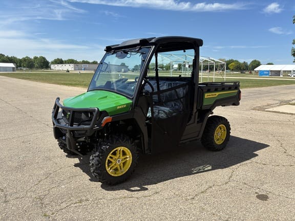 2026 John Deere XUV 845M Equipment Image0