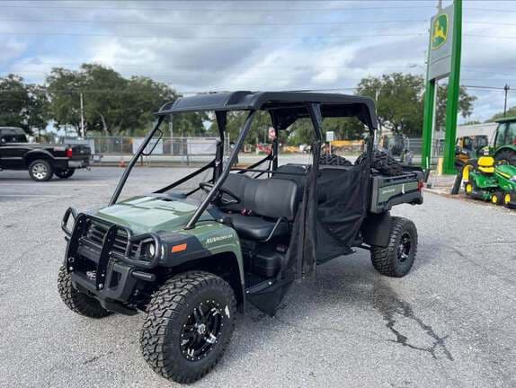 Image of John Deere XUV 825M equipment image 2