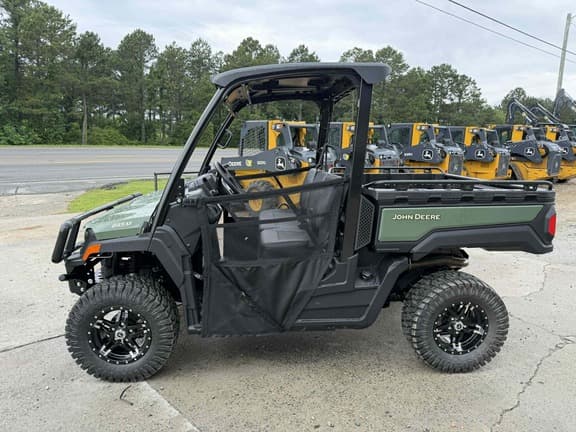 Image of John Deere XUV 845M equipment image 1