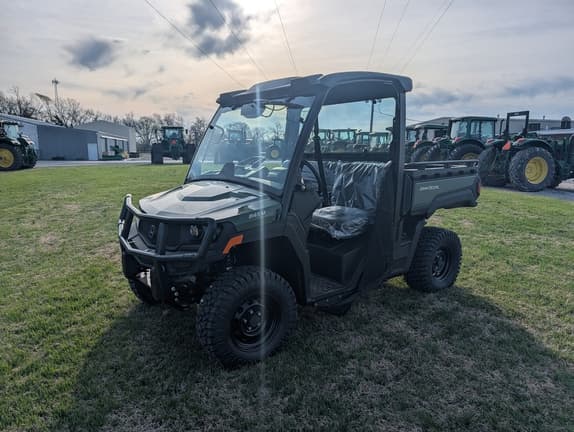 Image of John Deere XUV 845M equipment image 2