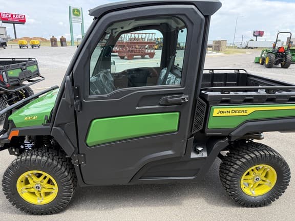 Image of John Deere XUV 845M equipment image 1