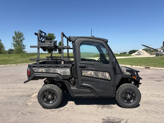 Image of John Deere XUV 845M equipment image 4