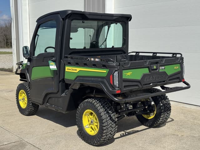 Image of John Deere XUV 845M equipment image 2