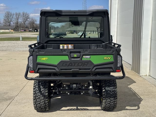 Image of John Deere XUV 845M equipment image 3