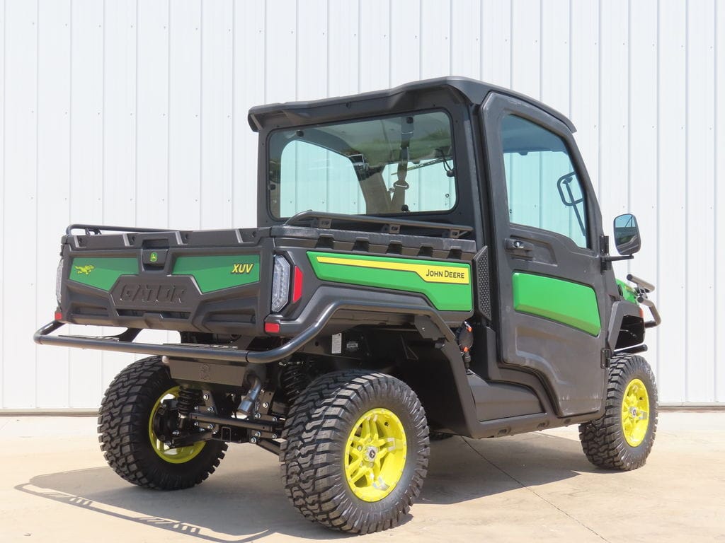 2026 John Deere XUV 845M Equipment Image0