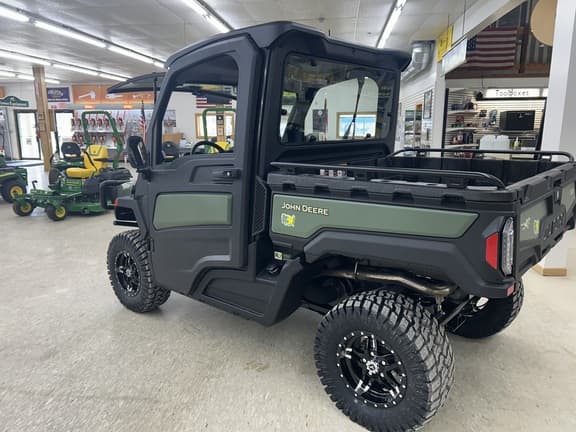 Image of John Deere XUV 845M equipment image 1