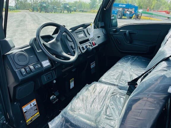 Image of John Deere XUV 845M equipment image 4