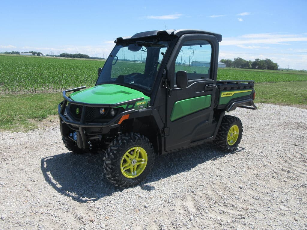 Image of John Deere XUV 845M Primary image