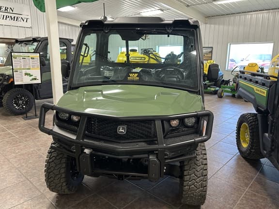 Image of John Deere XUV 845M Image 1