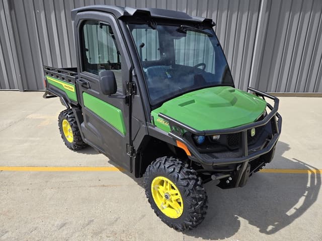 Image of John Deere XUV 845M equipment image 1