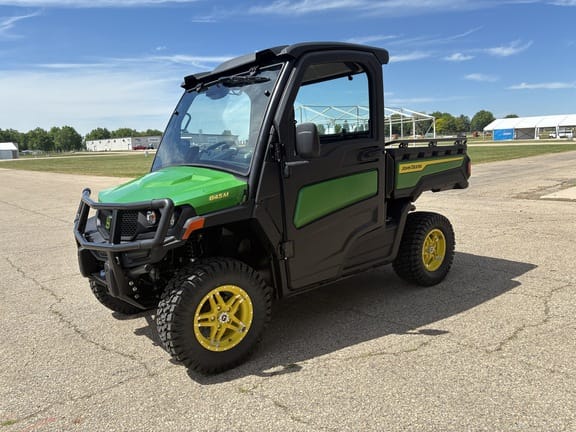 2026 John Deere XUV 845M Equipment Image0