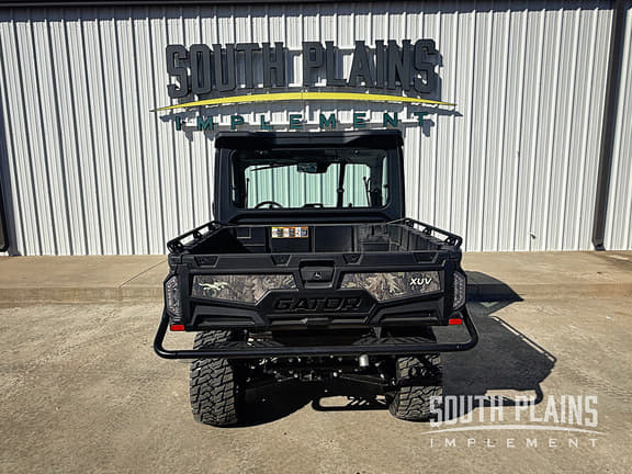 Image of John Deere XUV 845R equipment image 3