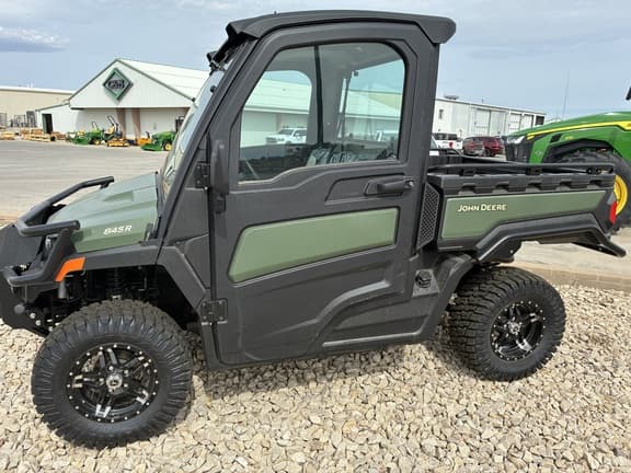 Image of John Deere XUV 845R  Image 0