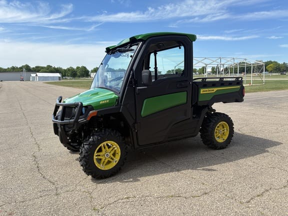 2026 John Deere XUV 845R  Equipment Image0