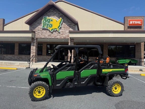 2026 John Deere Gator XUV 855M S4 Equipment Image0