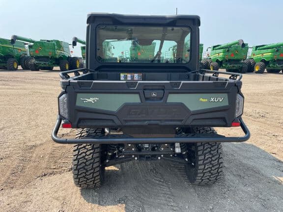 Image of John Deere XUV 845M equipment image 3