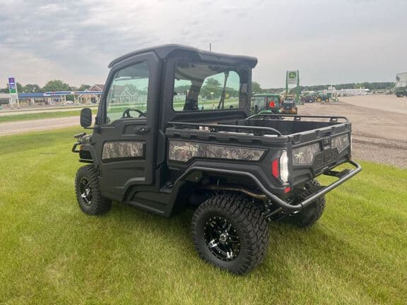 Image of John Deere XUV 845M equipment image 1