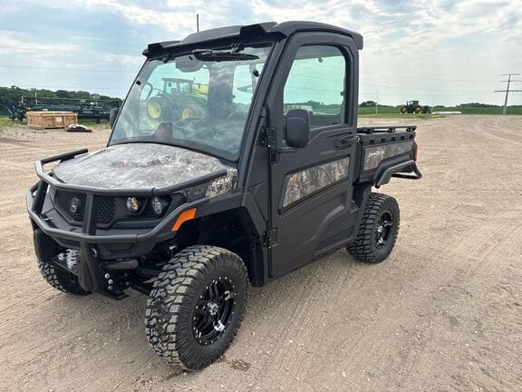 2026 John Deere XUV 845M Equipment Image0