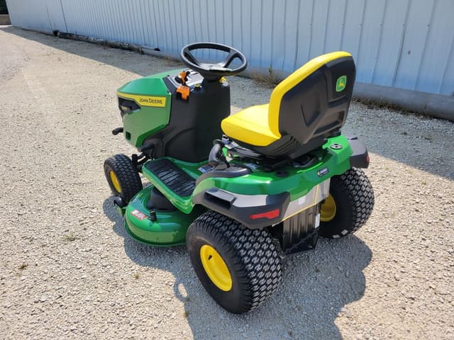 Image of John Deere S240 equipment image 3