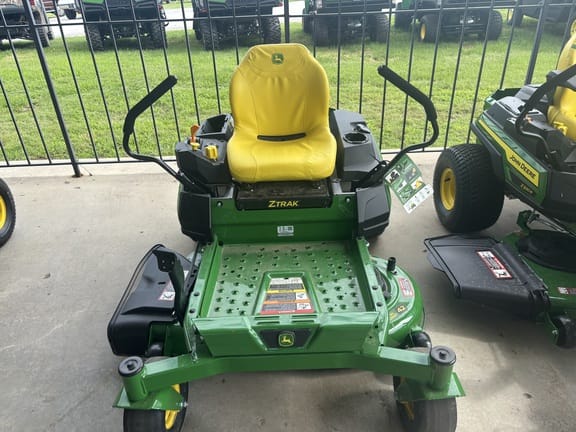 2026 John Deere Z315E Equipment Image0