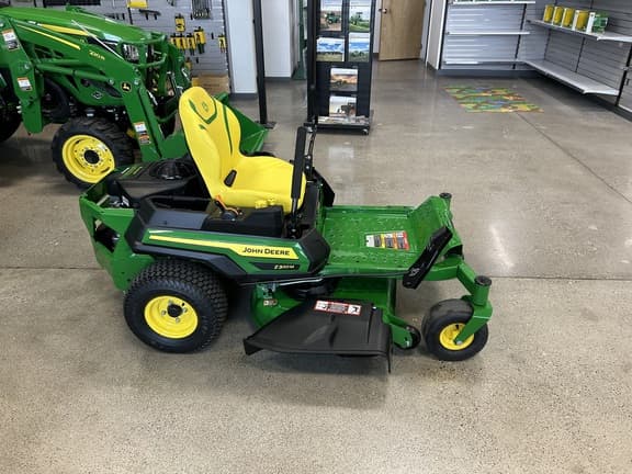 Image of John Deere Z320M equipment image 1