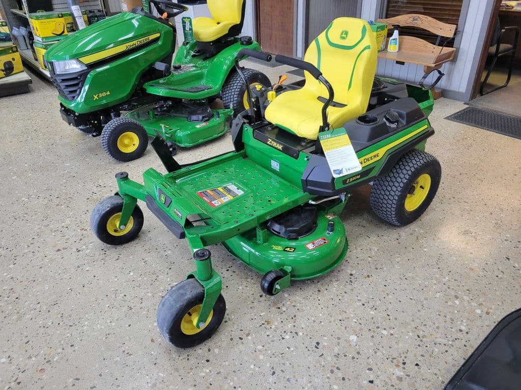 Image of John Deere Z320M Image 0