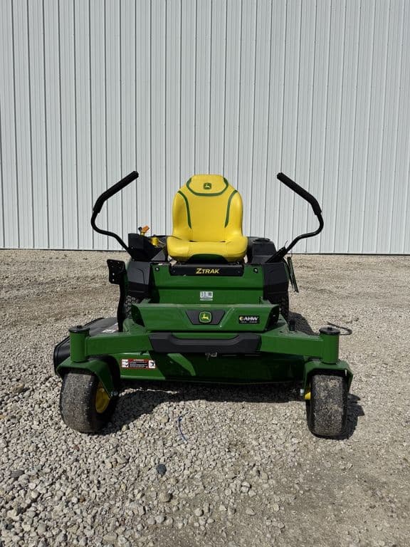 Image of John Deere Z320M equipment image 1