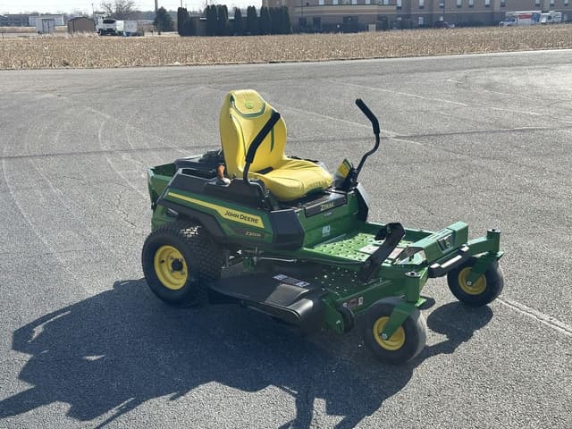 Image of John Deere Z320M equipment image 3