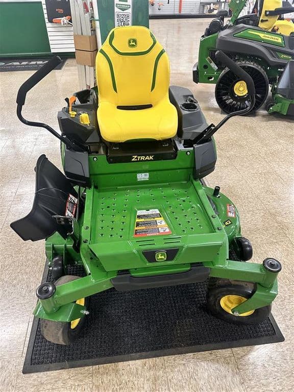 Image of John Deere Z320M Primary Image
