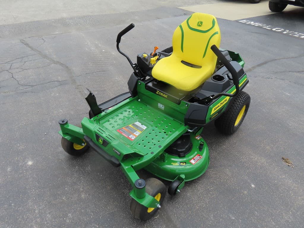 Image of John Deere Z320M Primary image
